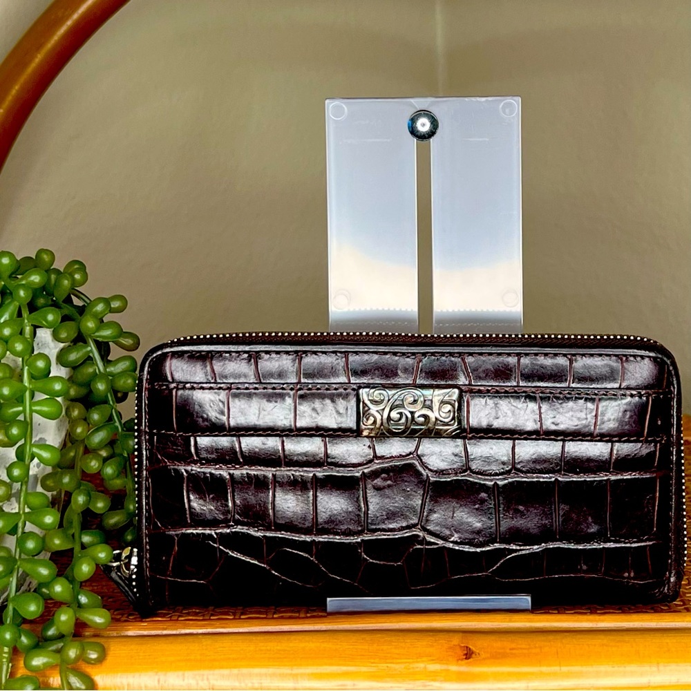 Brighton Wallet